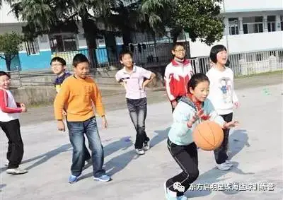 初中篮球战术一周训练计划_2